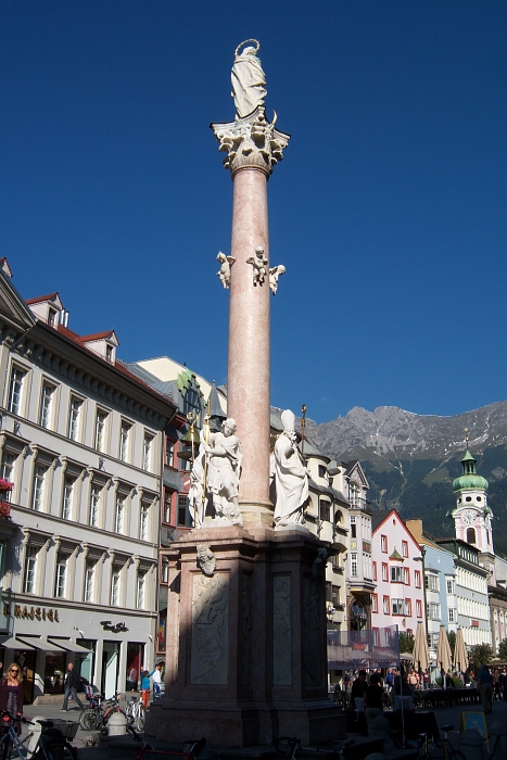 100_1688 small INNSBRUCK STREET VIEW 2.jpg - 275264 Bytes